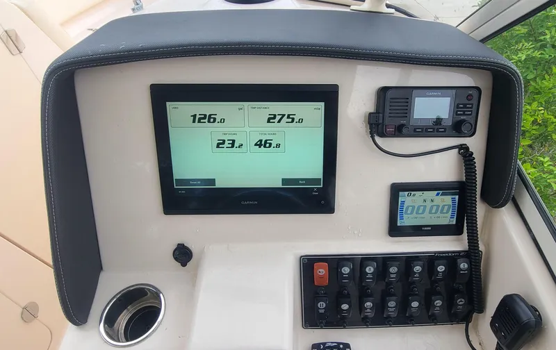  Yacht Photos Pics 2023 GRADY-WHITE 275 FREEDOM - Image 12