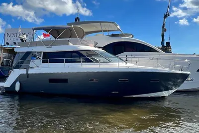 Sealine F42