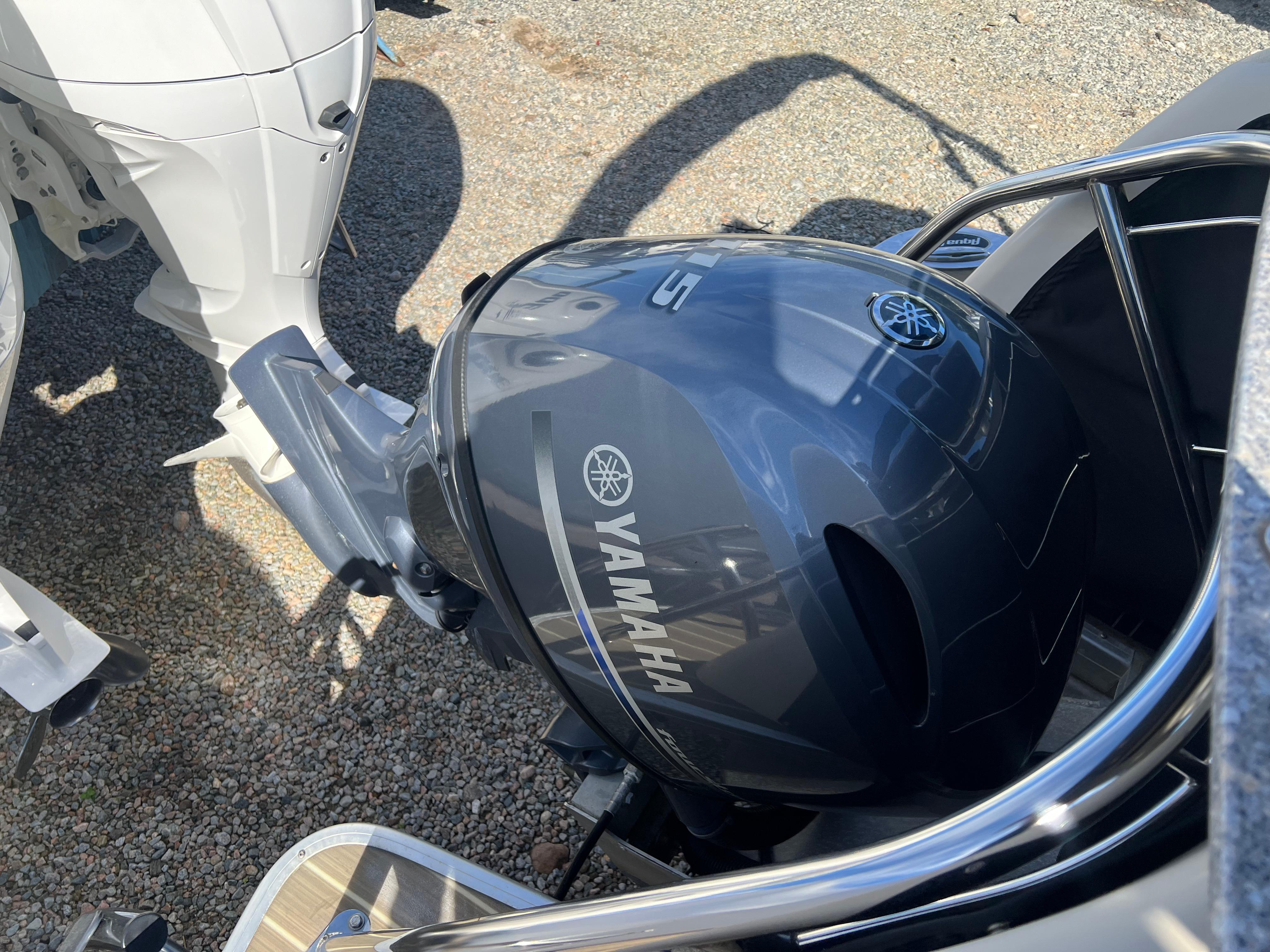 2015 AquaPatio 240 CB Pontoon for sale YachtWorld