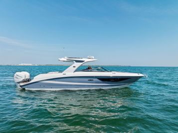 Sea Ray SLX 350 OB