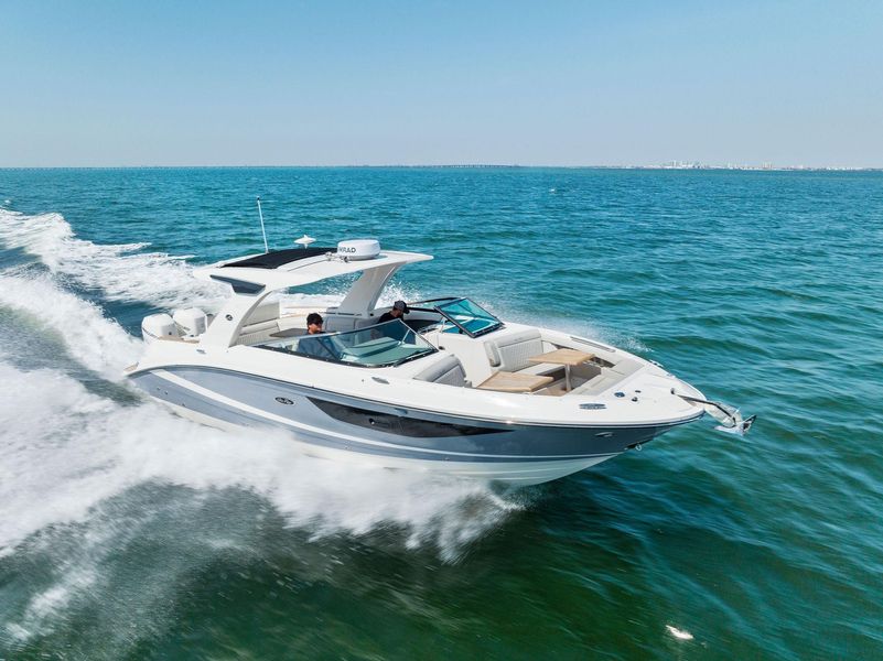 2023 Sea Ray SLX 350 OB