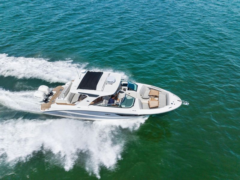 2023 Sea Ray SLX 350 OB