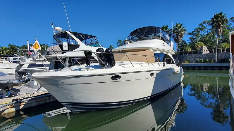 Into The Mystic Yacht Photos Pics Port Bow Profile