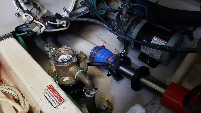 Pacific Dancer Yacht Photos Pics 