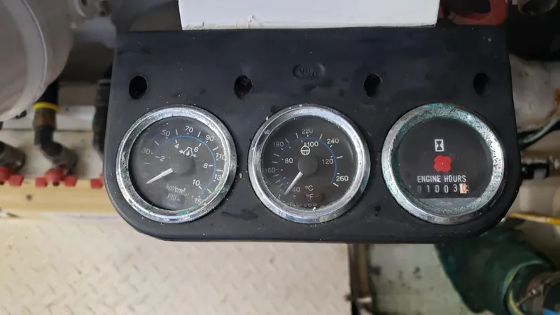 Pacific Dancer Yacht Photos Pics 