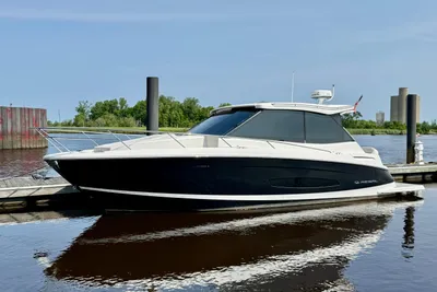 Regal 36 Grande Coupe