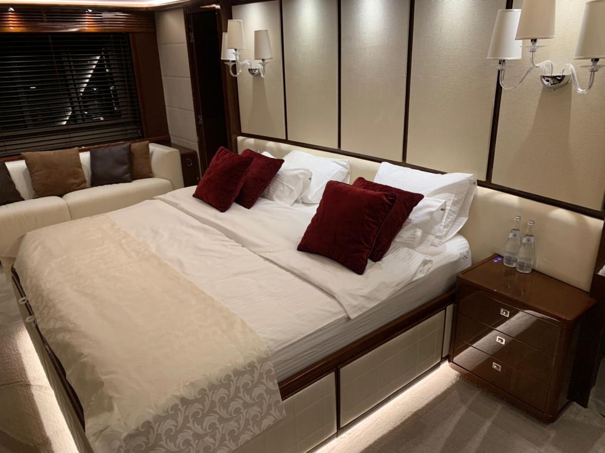 2012 Princess 98 