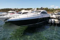 Pershing 65