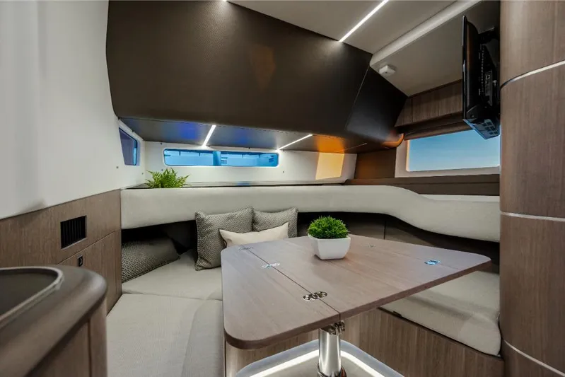 Trauma Free Yacht Photos Pics 2023-Galeon-375-GTO-MarineMax