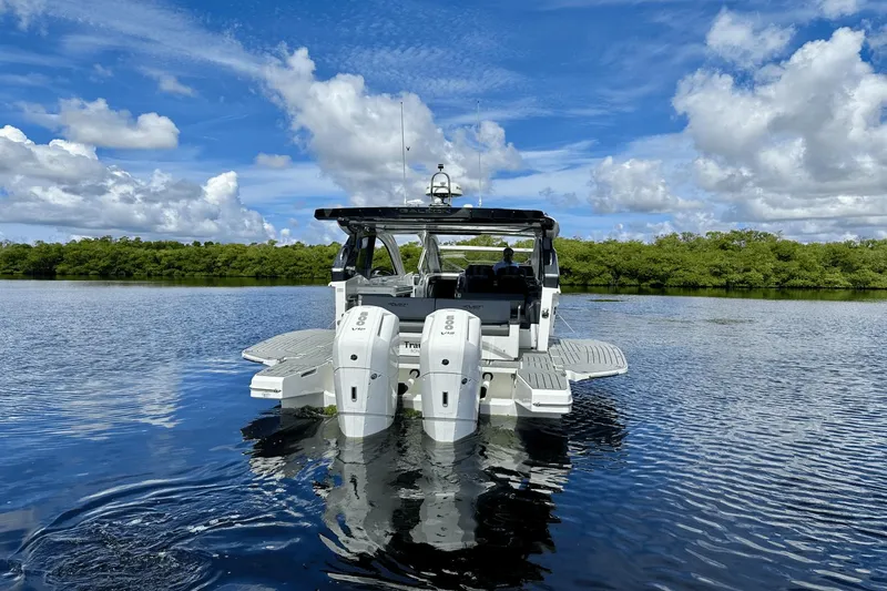 Trauma Free Yacht Photos Pics 