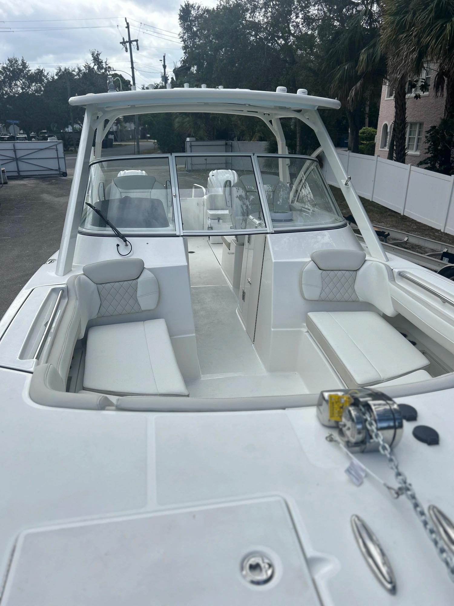 2024 World Cat 296 DC Dual Console for sale - YachtWorld