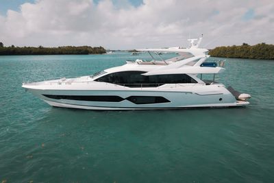 Yacht