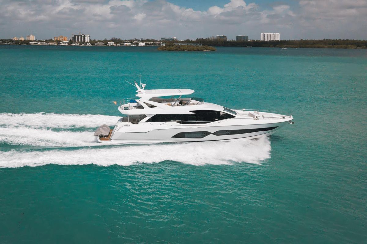 2019 Sunseeker 76 