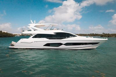 Yacht