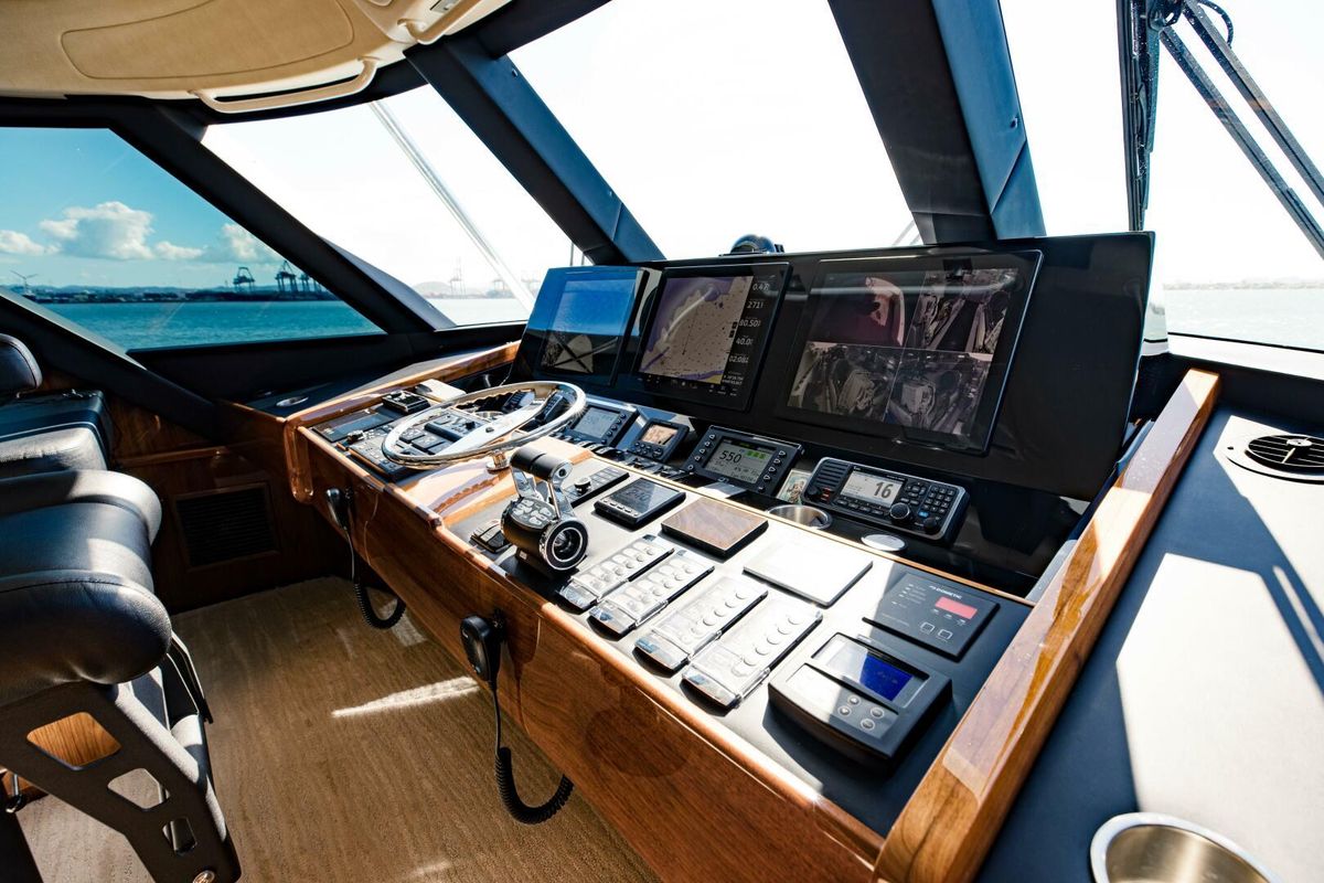 2020 Viking 72 