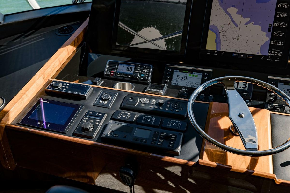 2020 Viking 72 