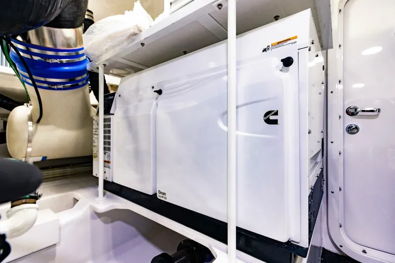 Sari Victoria Yacht Photos Pics 