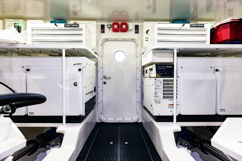 Sari Victoria Yacht Photos Pics 