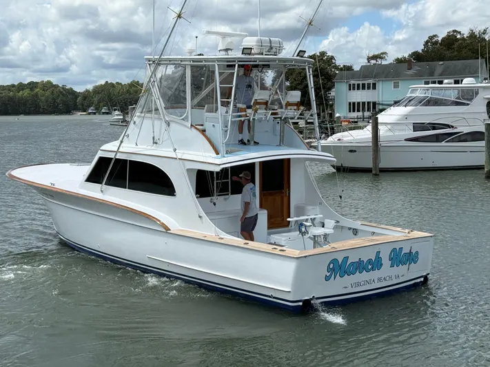 March Hare Yacht Photos Pics 