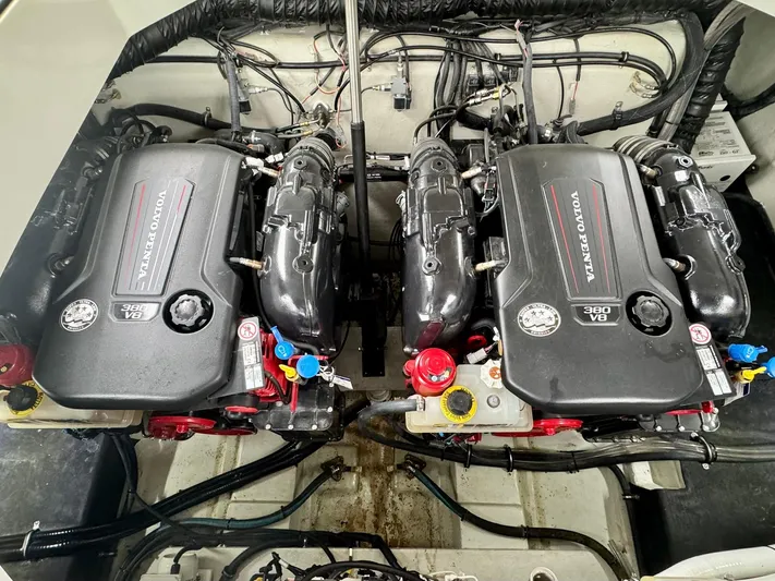 Marlin Yacht Photos Pics 