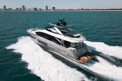 Yacht
