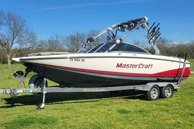 MasterCraft MariStar 245
