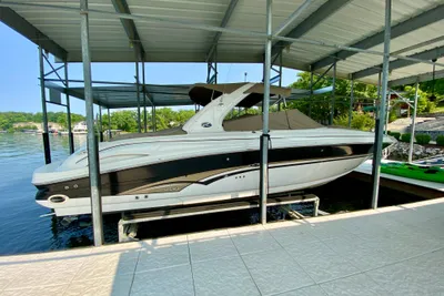 Sea Ray 290 Bowrider
