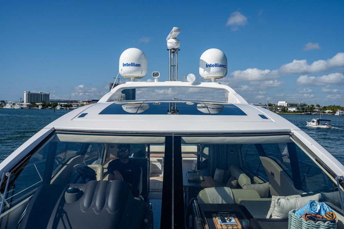 2014 Azimut 55 