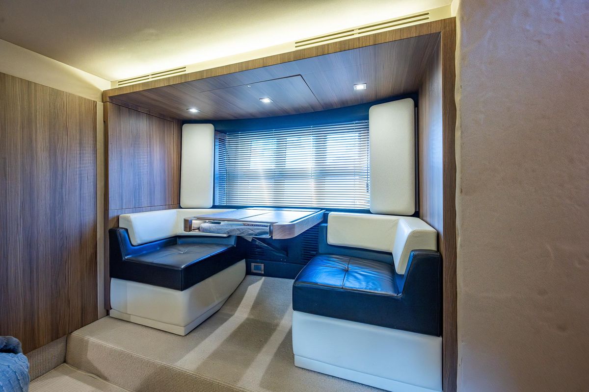 2014 Azimut 55 