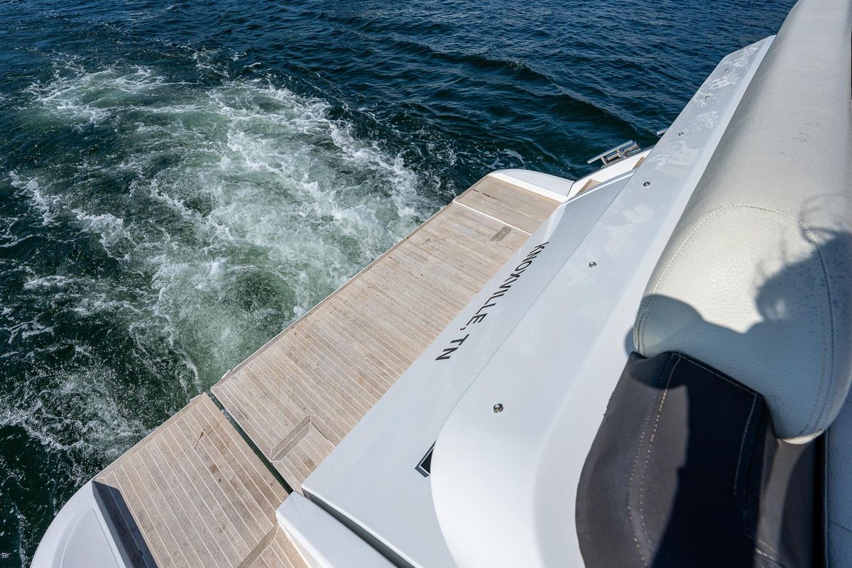 2014 Azimut 55 