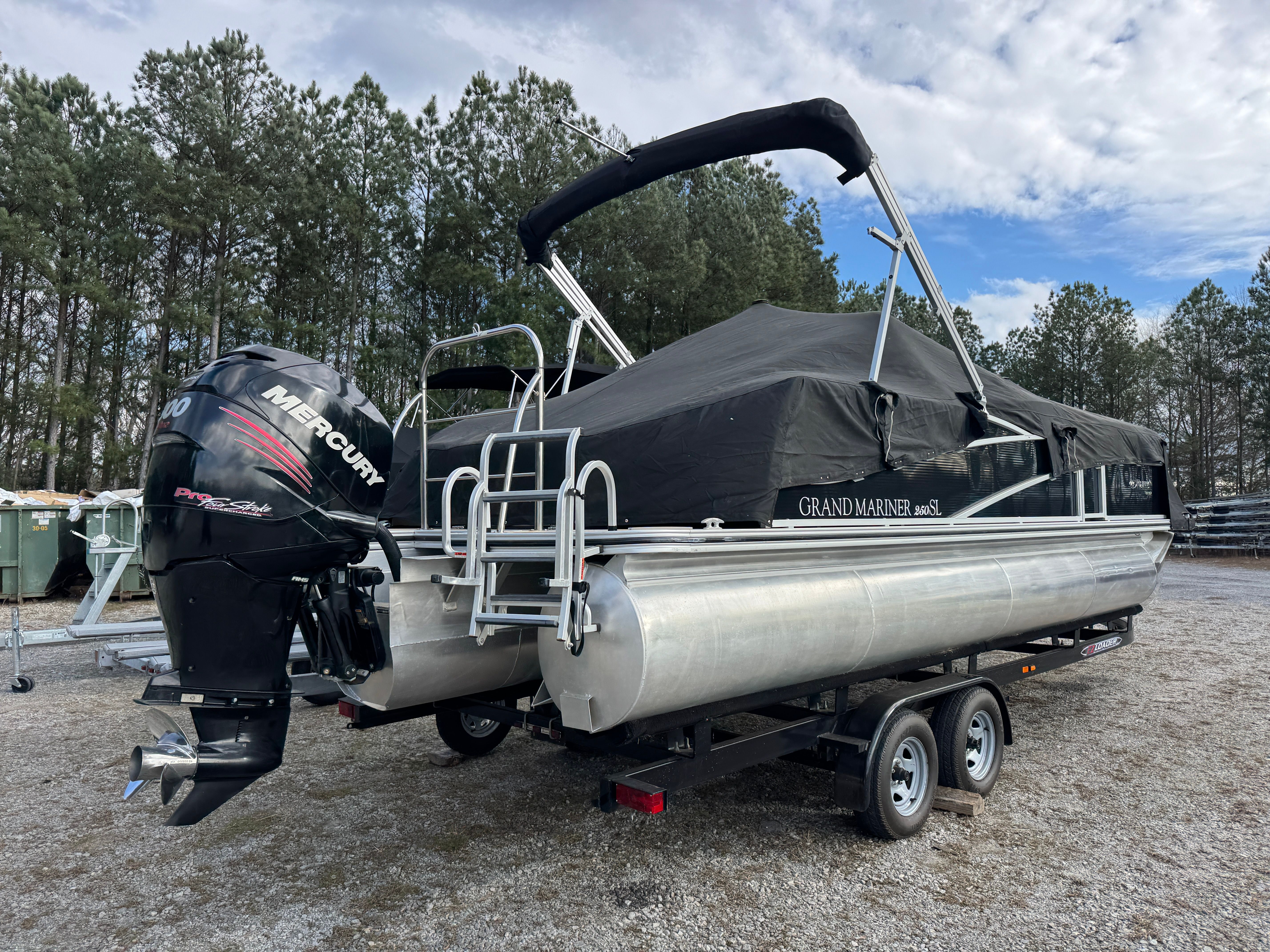 Harris Grand Mariner 250