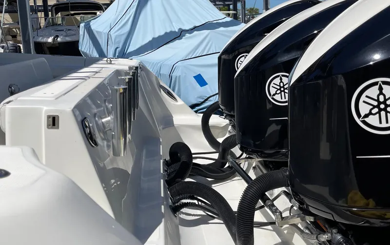  Yacht Photos Pics 2015 Hydra-Sports 3400 Center Console with Yamaha outboard engines, docked and covered.