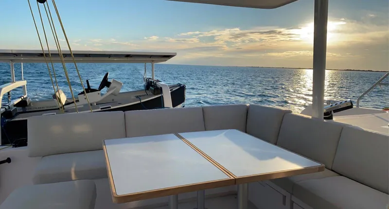 Horizon Now Yacht Photos Pics 