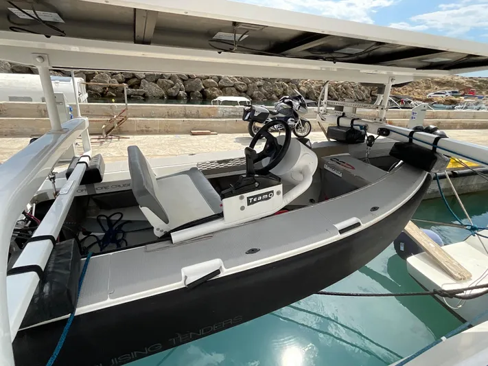 Horizon Now Yacht Photos Pics 