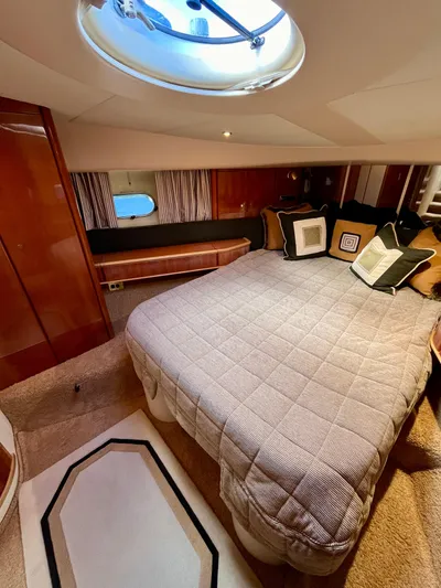 Way To Go Yacht Photos Pics Luxurious cabin interior of 1999 Viking Sport Cruisers 60 Flybridge yacht.
