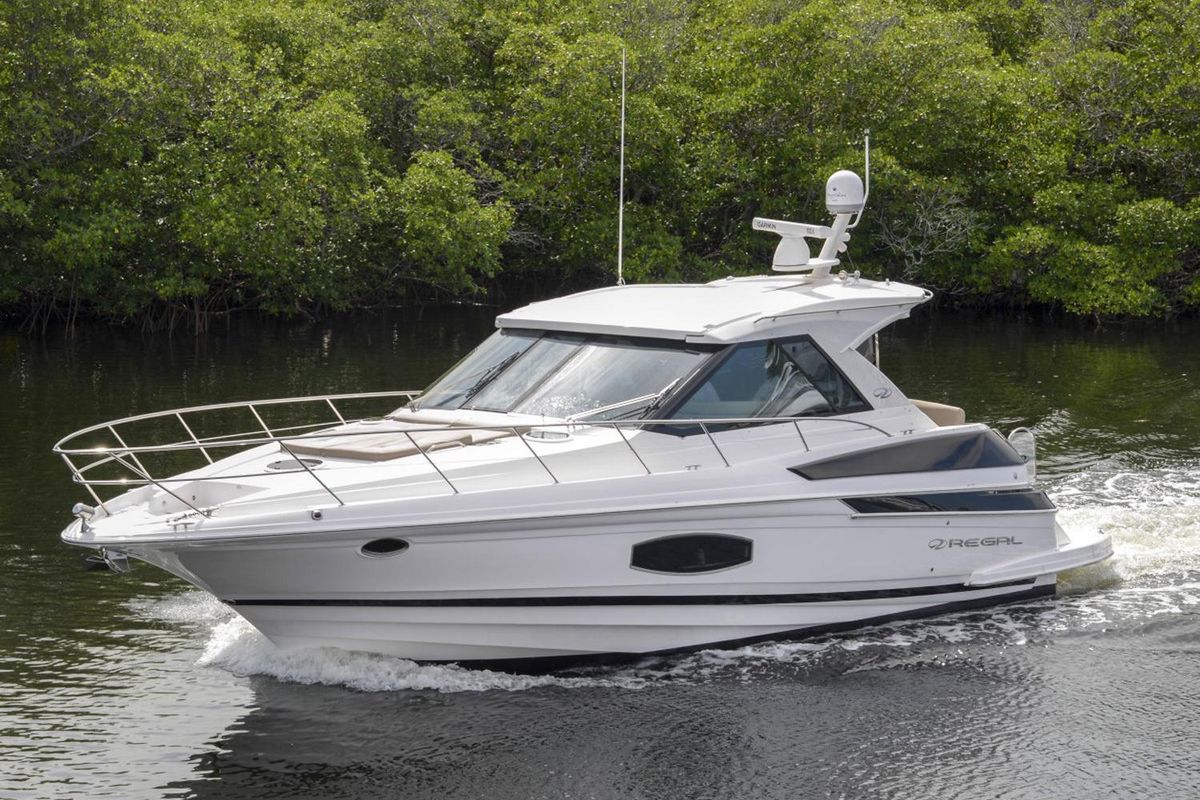 2016 Regal 46 