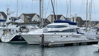 2001 Fairline Squadron 52
