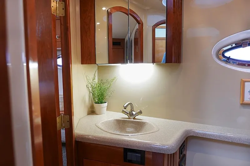 Helene IV Yacht Photos Pics 