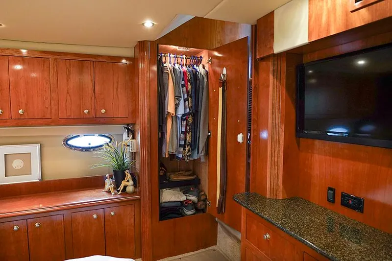 Helene IV Yacht Photos Pics 