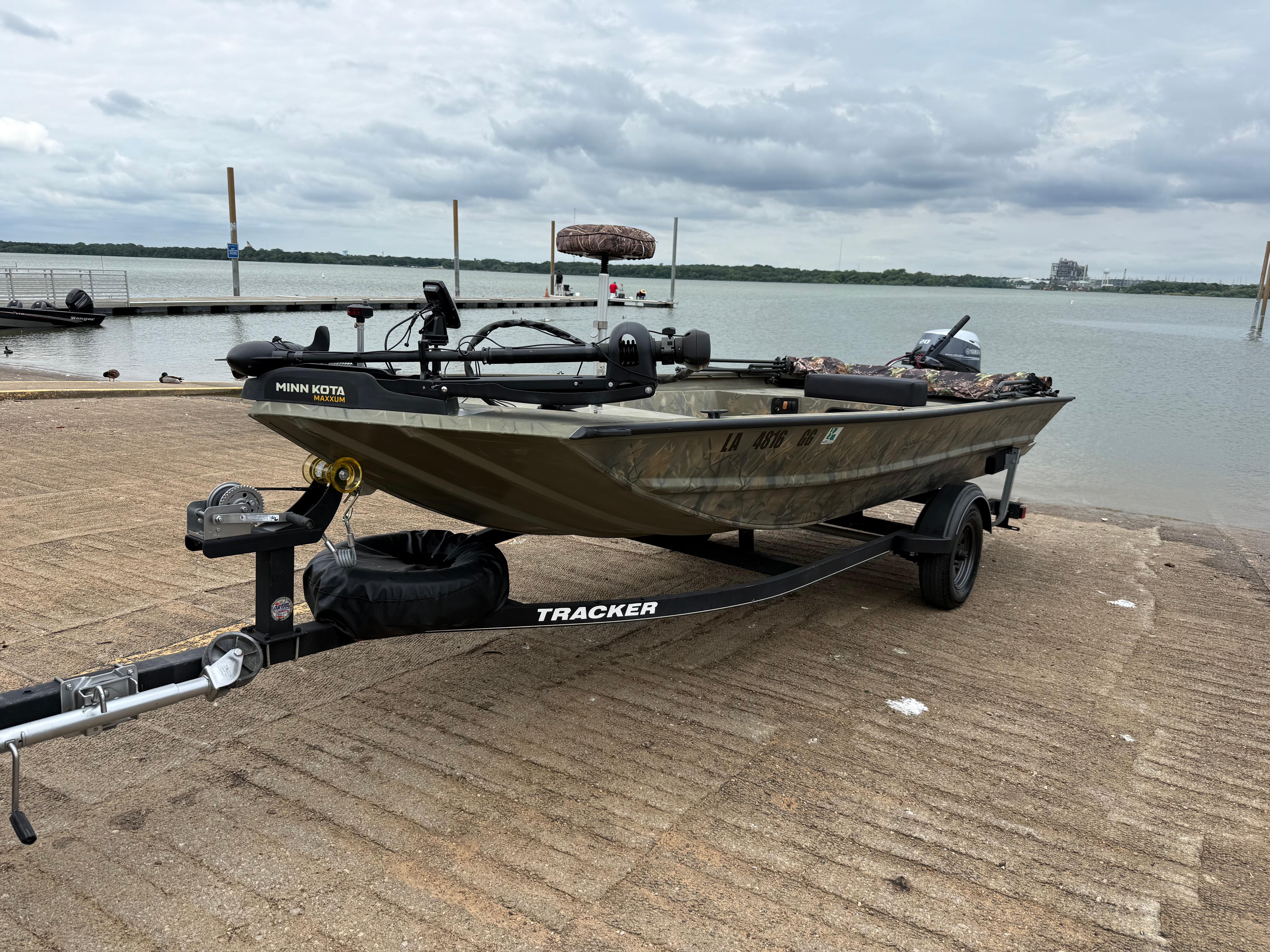 Tracker Grizzly 1654 MVX Sportsman