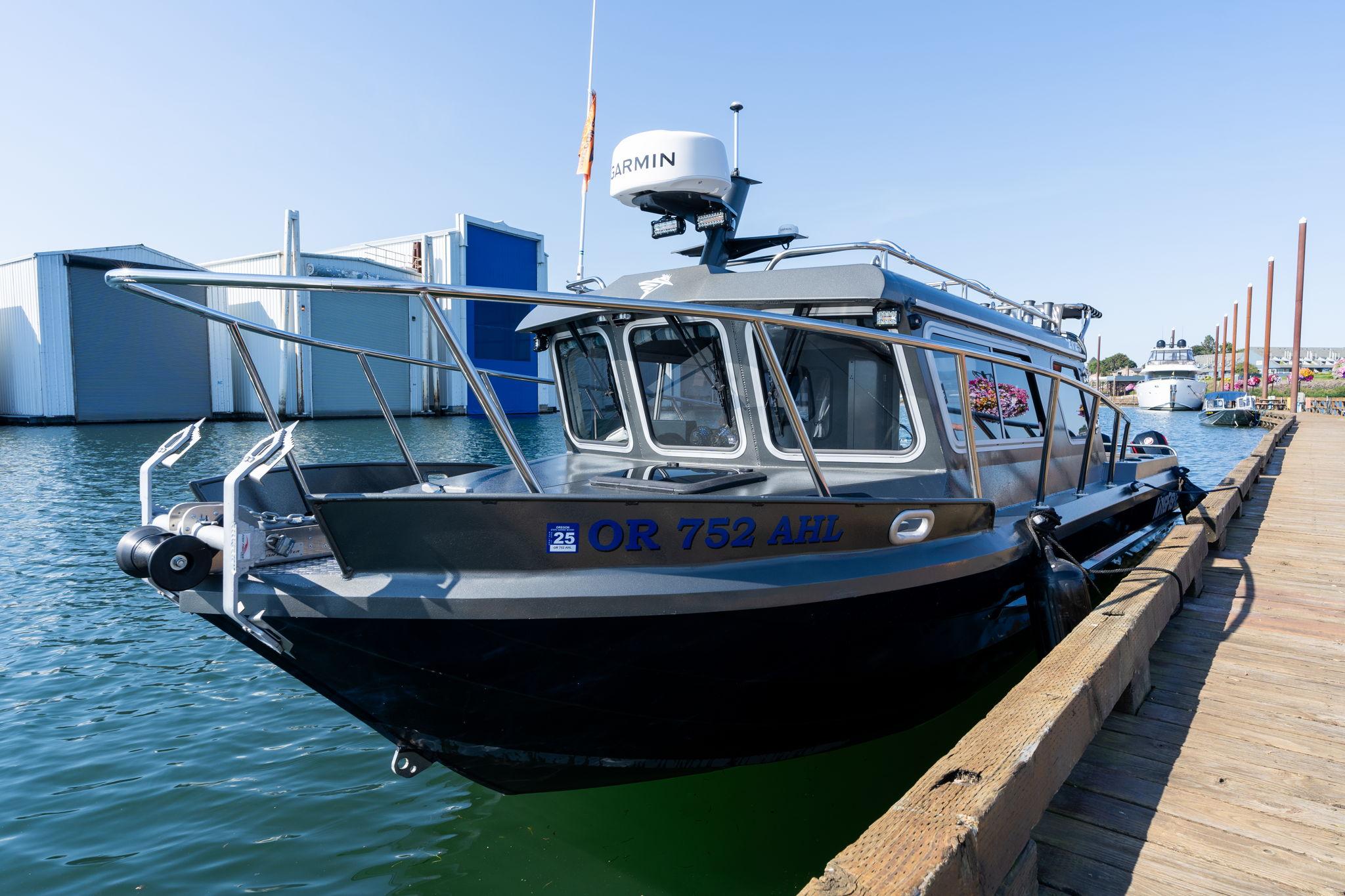 KINGFISHER モデルプレーン　レア 2022 KingFisher 2725 Weekender Aluminium Fish for sale