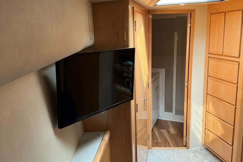 Satisfaction Yacht Photos Pics 