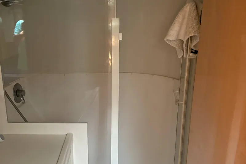 Satisfaction Yacht Photos Pics 