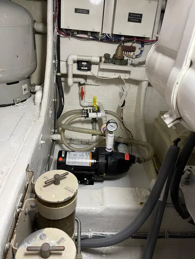 Satisfaction Yacht Photos Pics 