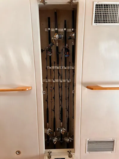 Satisfaction Yacht Photos Pics 