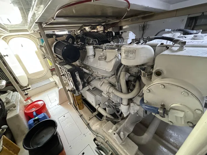 Satisfaction Yacht Photos Pics 