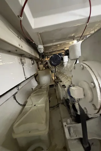 Satisfaction Yacht Photos Pics 