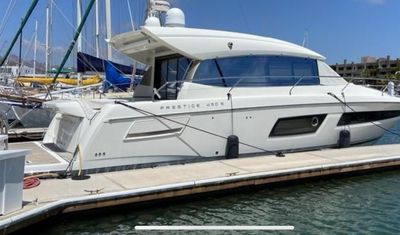 Yacht