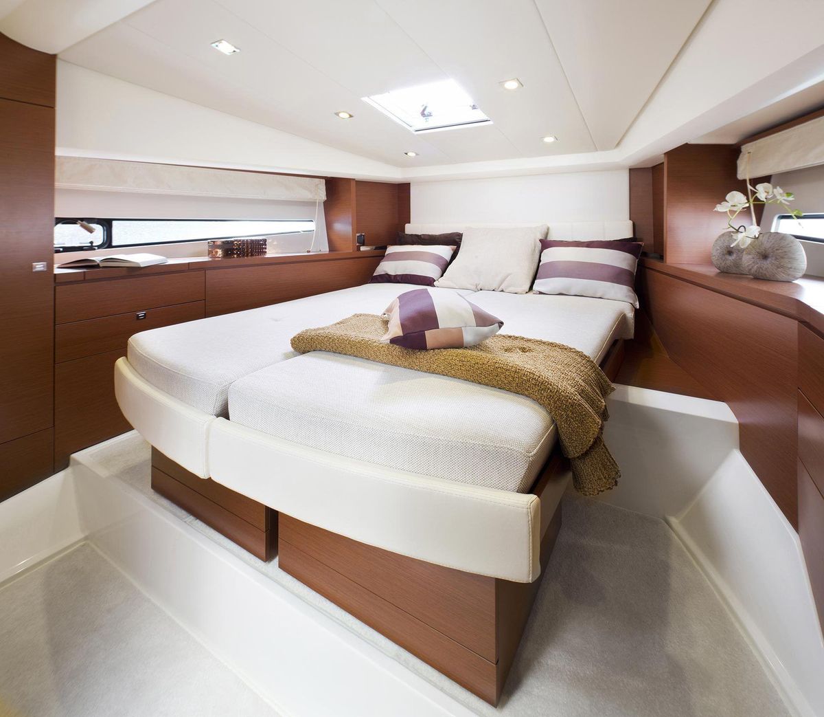 2016 Prestige 45 