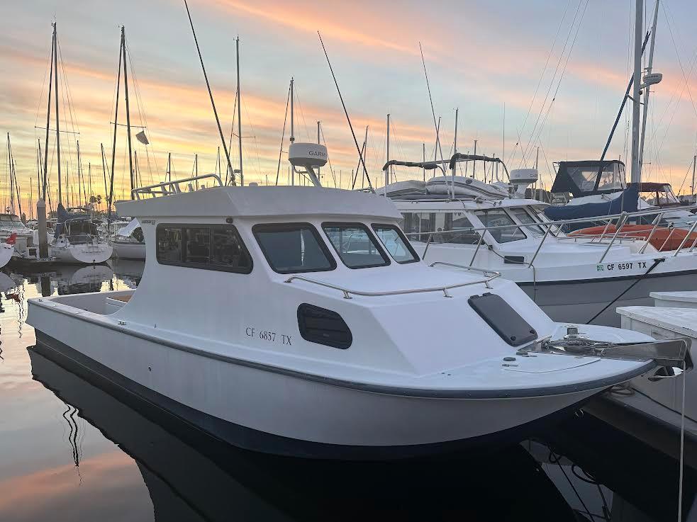 2013 Anderson Surf/Dive/Fish Cuddy Cabin Kaufen YachtWorld